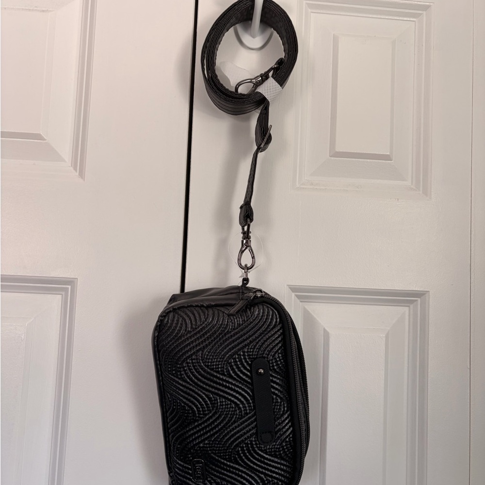 Lug black quilted bag - NWT - Picture 2 of 4
